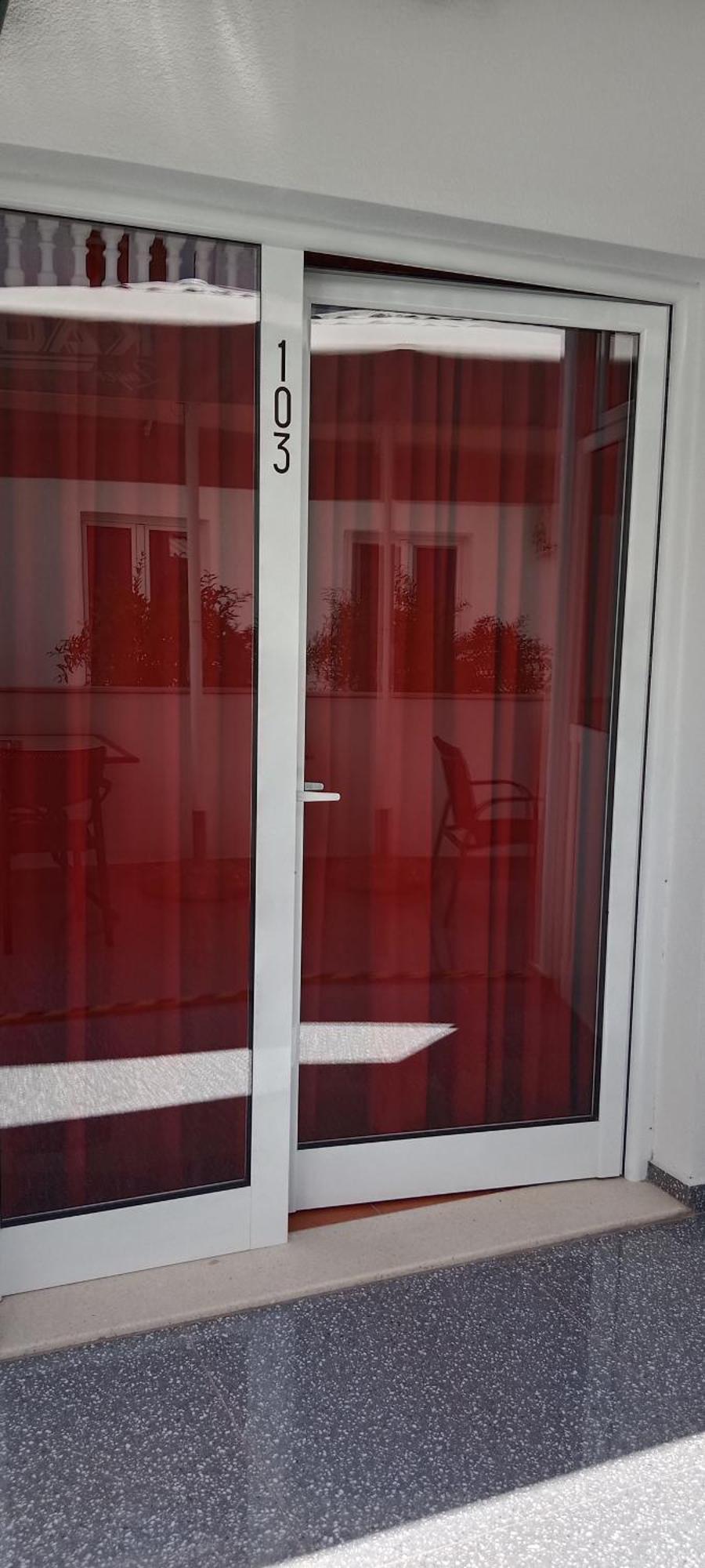 Hotel Villa Ruci Ksamil Bilik gambar