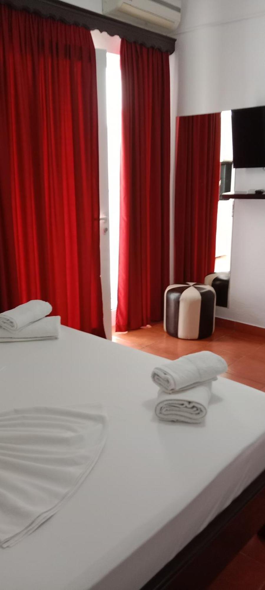 Hotel Villa Ruci Ksamil Bilik gambar